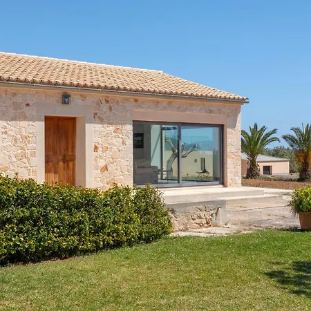 Holiday home Salom Verd *