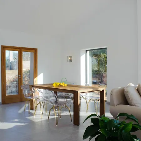 Salom Verd Holiday home *