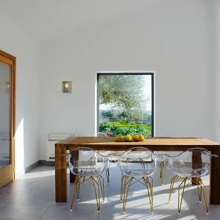 Salom Verd Holiday home Llombarts